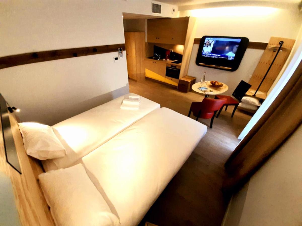 Greet Hotel Castets Coeur Des Landes ภายนอก รูปภาพ