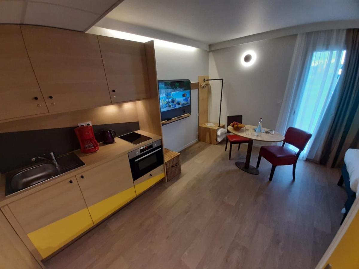 Greet Hotel Castets Coeur Des Landes ภายนอก รูปภาพ